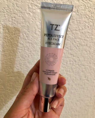 TZ 펩 타는 모든 얼굴 눈동자에 영향을 미칩니다 — 5점을 준 리뷰어가 2019년 6월 올린 사용 사진