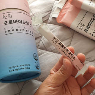 눈길 프로바이오틱스 눈길 콜라겐 프로바이오틱스 — 5점을 준 리뷰어가 2019년 11월 올린 사용 사진