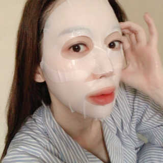 쥴라이Jullai 슈퍼 12 바운스 오일 인 마스크 — 5점을 준 리뷰어가 2019년 8월 올린 사용 사진