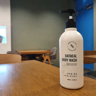 (주)에네스티 내추럴 촉촉  오트밀 바디워시 500ml — 4.5점을 준 리뷰어가 2020년 3월 올린 사용 사진