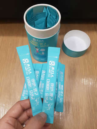 홍쓰다스 다이어트유산균, 체지방감소와 장건강개선 — 4점을 준 리뷰어가 2020년 1월 올린 사용 사진