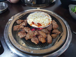 [두툼갈비] 두툼갈비 2인분 + 매콤치즈버섯 set — 3.33점을 준 리뷰어가 2018년 8월 올린 사용 사진