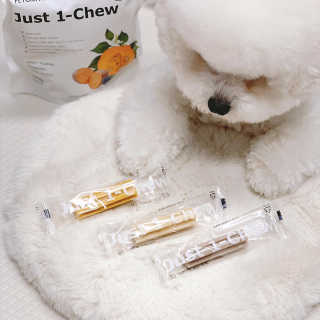 [펫토리아] 한입뚝딱 혼합 덴탈츄 Just 1-Chew — 4.5점을 준 리뷰어가 2020년 3월 올린 사용 사진