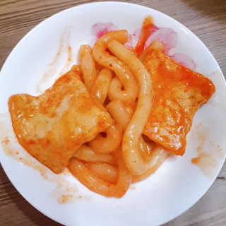 잠실맛집,홍코너떡볶이가우리집에[옛날맛,짜장맛옵션] — 5점을 준 리뷰어가 2019년 11월 올린 사용 사진