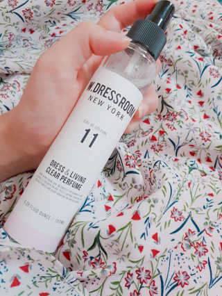 더블유드레스룸 신규향 드레스퍼퓸150ml — 4.83점을 준 리뷰어가 2018년 8월 올린 사용 사진