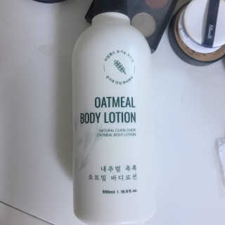 (주)에네스티 내추럴 촉촉  오트밀 바디로션 500ml — 5점을 준 리뷰어가 2019년 10월 올린 사용 사진