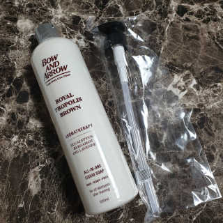 보우앤애로우 아로마테라피 올인원 리퀴드 솝 - 브라운  500ml — 5점을 준 리뷰어가 2019년 12월 올린 사용 사진