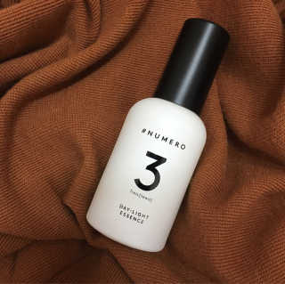 누메로 3 데이라이트 에센스 — 4점을 준 리뷰어가 2016년 9월 올린 사용 사진