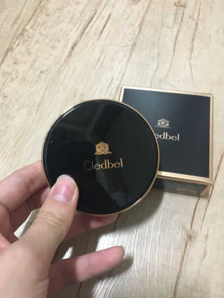 끌레드벨 울트라 파워 리프트 브이 쿠션 — 5점을 준 리뷰어가 2018년 1월 올린 사용 사진