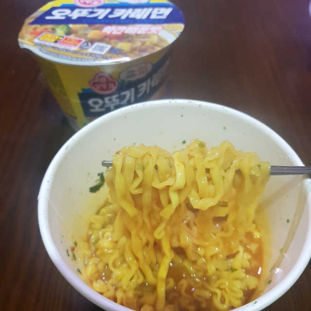 오뚜기카레면 2차 모집 리뷰 사진