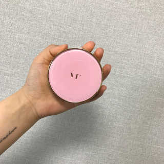 브이티 코스메틱 VT 리얼 콜라겐 팩트 — 3.33점을 준 리뷰어가 2017년 4월 올린 사용 사진