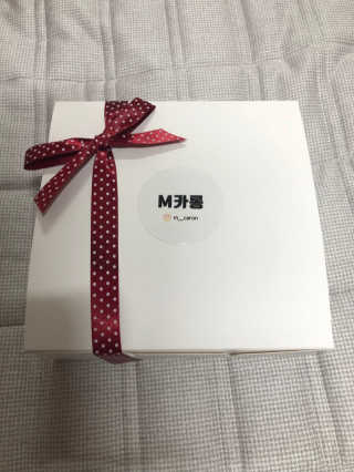 M카롱 반할만큼 달콤한 수제마카롱 — 4.33점을 준 리뷰어가 2018년 5월 올린 사용 사진