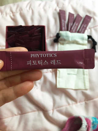 겁먹지마 다이어트유산균 피토틱스레드 — 5점을 준 리뷰어가 2019년 5월 올린 사용 사진