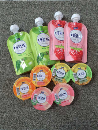 데르뜨 떠먹는 과일 3종, 짜먹는 과일 2종 총 10개 체험 — 5점을 준 리뷰어가 2020년 3월 올린 사용 사진
