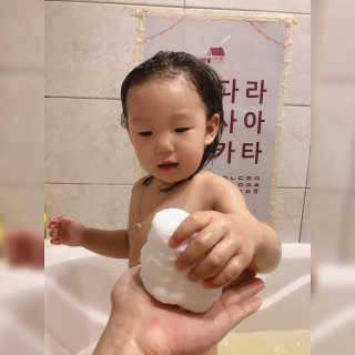 라떼르베베36.5 쉐이크 앤 펀 버블바스 2in1 — 5점을 준 리뷰어가 2019년 9월 올린 사용 사진