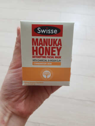 SWISSE 스위스 마누카 허니 디톡시파잉 페이셜 마스크 — 4점을 준 리뷰어가 2020년 1월 올린 사용 사진