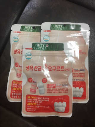 마띠유 생유산균 먹고 또 요구르트도 먹고 30알X2 + 10알X1 — 5점을 준 리뷰어가 2018년 8월 올린 사용 사진