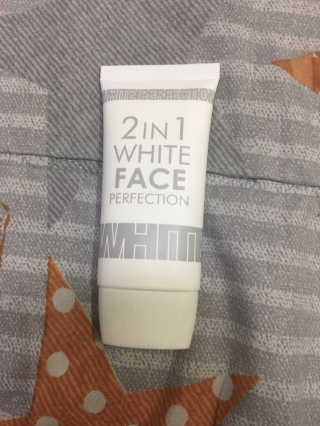 피움 스킨바리스타 2in1 화이트 페이스 퍼펙션 50ml — 5점을 준 리뷰어가 2018년 11월 올린 사용 사진