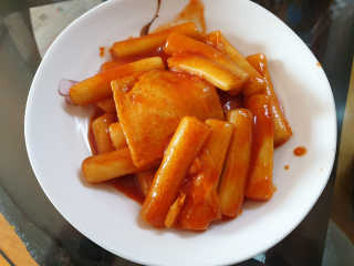 두번째 국떡 국가대표 떡볶이 1팩 + 영미칩 2봉 증정 — 4점을 준 리뷰어가 2019년 2월 올린 사용 사진