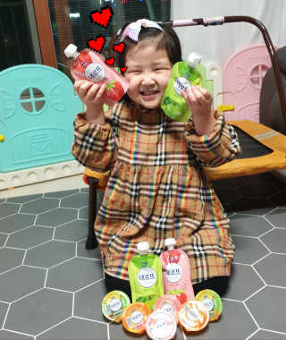데르뜨 떠먹는 과일 3종, 짜먹는 과일 2종 총 10개 체험 — 5점을 준 리뷰어가 2020년 3월 올린 사용 사진