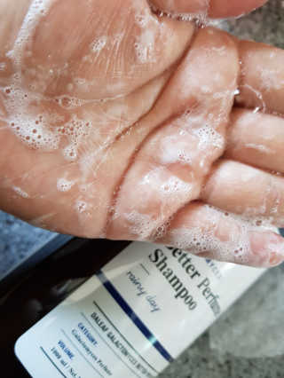 달리프 갈락토미세스 베러 퍼퓸 샴푸 1000ml — 3.67점을 준 리뷰어가 2018년 7월 올린 사용 사진