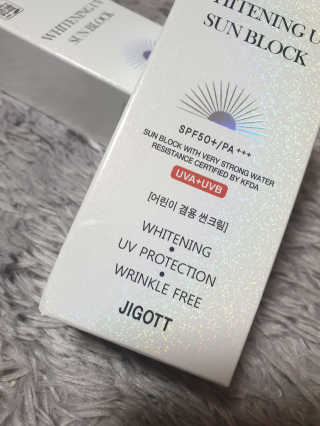 지고트 화이트닝 유브이 썬블럭 크림 70ml,1+1 — 4점을 준 리뷰어가 2019년 7월 올린 사용 사진