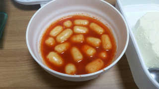미쓰리떡볶이 just 10 min 패키지 — 5점을 준 리뷰어가 2018년 5월 올린 사용 사진