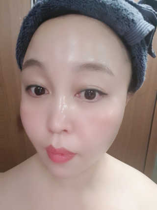 보나쥬르 멜팅 글로우 카밍 크림 50ml — 5점을 준 리뷰어가 2020년 1월 올린 사용 사진
