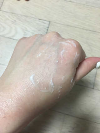땡큐파머 백 투 아이슬란드 필링 크림 — 5점을 준 리뷰어가 2018년 4월 올린 사용 사진