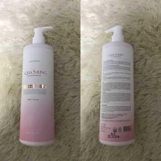 아쿠아큐링 아쿠아S링 퓨어리프레싱 헤어케어 500ml — 5점을 준 리뷰어가 2018년 8월 올린 사용 사진