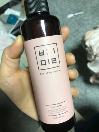 비밀 프리미엄 이너클렌저 - 로즈골드 — 4.5점을 준 리뷰어가 2018년 3월 올린 사용 사진