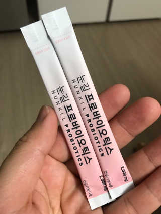 눈길 프로바이오틱스 눈길 콜라겐 프로바이오틱스 — 5점을 준 리뷰어가 2019년 11월 올린 사용 사진