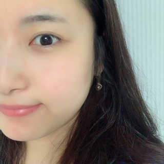 자빈드서울 윙크 파운데이션 팩트 — 5점을 준 리뷰어가 2019년 6월 올린 사용 사진