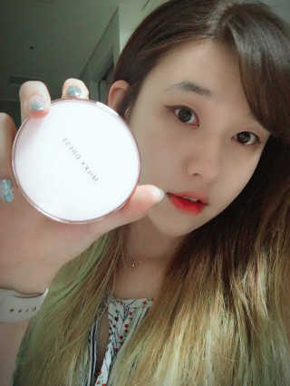 밀키드레스 바비메이크 베일 쿠션 — 5점을 준 리뷰어가 2018년 6월 올린 사용 사진