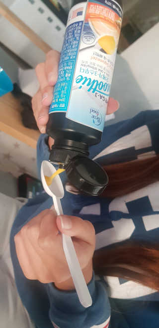 오메가-3스무디 [오메가스무디] 짜먹는 오메가3 DHA 임산부 어린이 — 3점을 준 리뷰어가 2019년 2월 올린 사용 사진