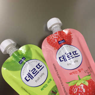 데르뜨 떠먹는 과일 3종, 짜먹는 과일 2종 총 10개 체험 — 5점을 준 리뷰어가 2020년 3월 올린 사용 사진