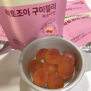 락토조이 구미젤리 복숭아맛 — 5점을 준 리뷰어가 2019년 10월 올린 사용 사진