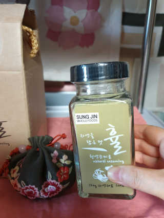 성진홀푸드 프리미엄 천연조미료 휼 120g 1병 — 5점을 준 리뷰어가 2019년 5월 올린 사용 사진