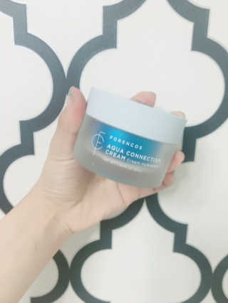 포렌코즈 아쿠아 커넥션 크림 — 4.5점을 준 리뷰어가 2017년 8월 올린 사용 사진