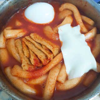 오이런국물떡볶이 — 5점을 준 리뷰어가 2018년 12월 올린 사용 사진