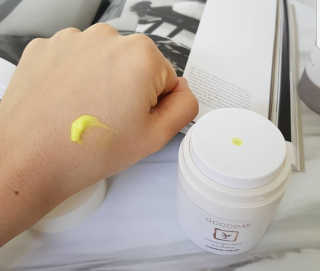 GoodDay Skincare GoodDay 강황크림 50g — 5점을 준 리뷰어가 2019년 12월 올린 사용 사진