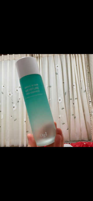 오지아이 워터 밤 모이스처 스킨 에센스 180ml — 3점을 준 리뷰어가 2020년 1월 올린 사용 사진