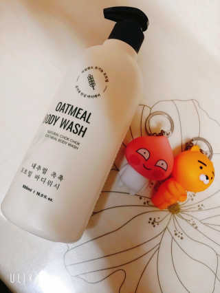 (주)에네스티 내추럴 촉촉  오트밀 바디워시 500ml — 4.5점을 준 리뷰어가 2020년 3월 올린 사용 사진