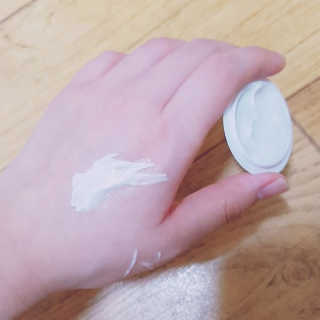 [후르디아] 72시간 블루베리 속살 수분크림 — 4.33점을 준 리뷰어가 2017년 9월 올린 사용 사진