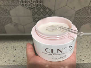 CLNC5 워터 멜트 체인징 클렌저 — 4.5점을 준 리뷰어가 2018년 8월 올린 사용 사진