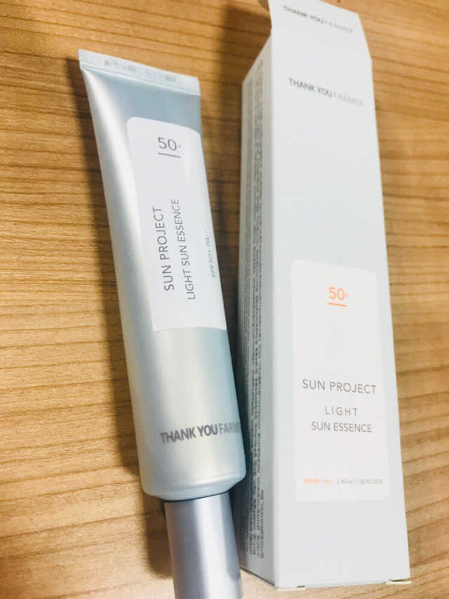 땡큐파머 선 프로젝트 라이트 선 에센스 리뷰 사진