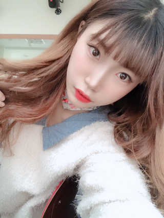 머지 더 퍼스트 벨벳틴트2 — 4.5점을 준 리뷰어가 2018년 11월 올린 사용 사진