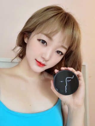 자빈드서울 윙크 파운데이션 팩트 — 5점을 준 리뷰어가 2019년 6월 올린 사용 사진
