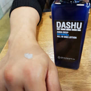 다슈코리아 다슈 맨즈 아쿠아 딥 워터풀 올인원 로션 — 5점을 준 리뷰어가 2018년 3월 올린 사용 사진