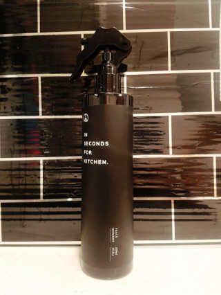 PEACE MOMENT 피스모먼트 인세컨즈포키친 320mL 천연살균소독제 — 5점을 준 리뷰어가 2019년 2월 올린 사용 사진